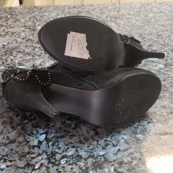 Cutr booties - Picture 4 of 7